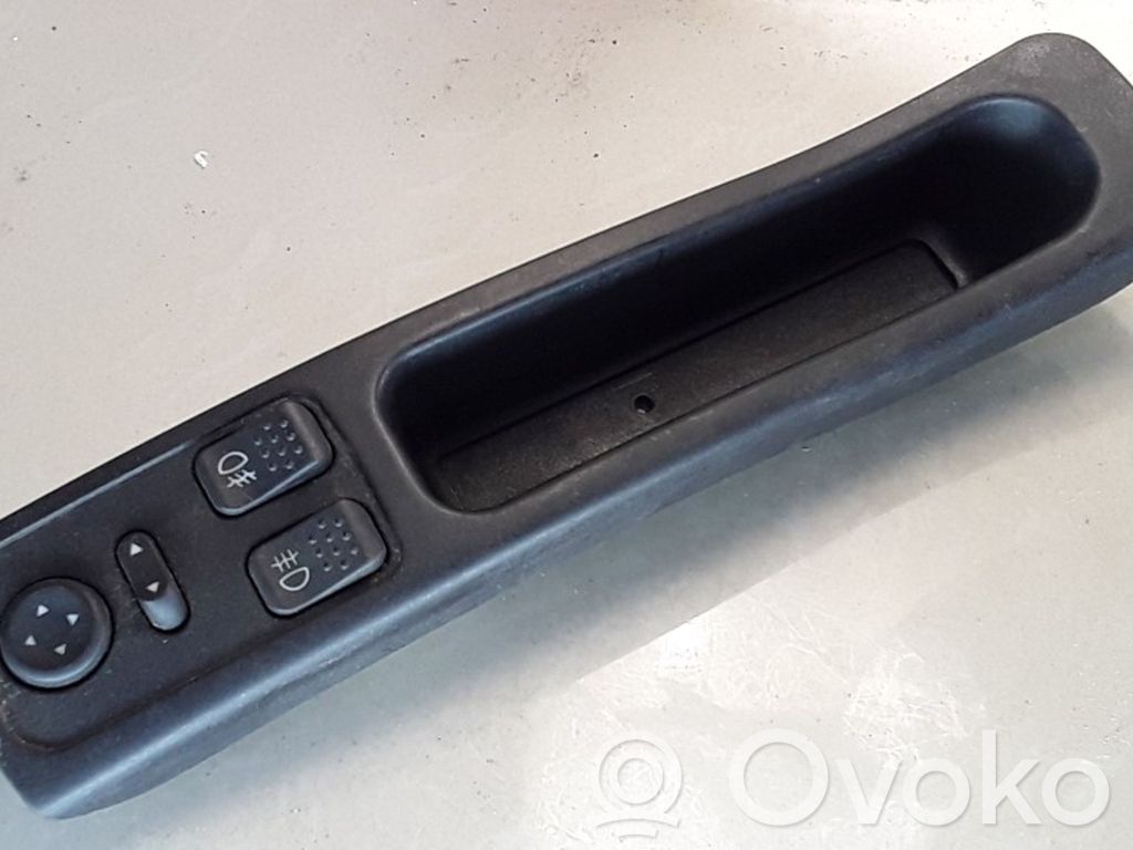Alfa Romeo 156 Wing mirror switch 
