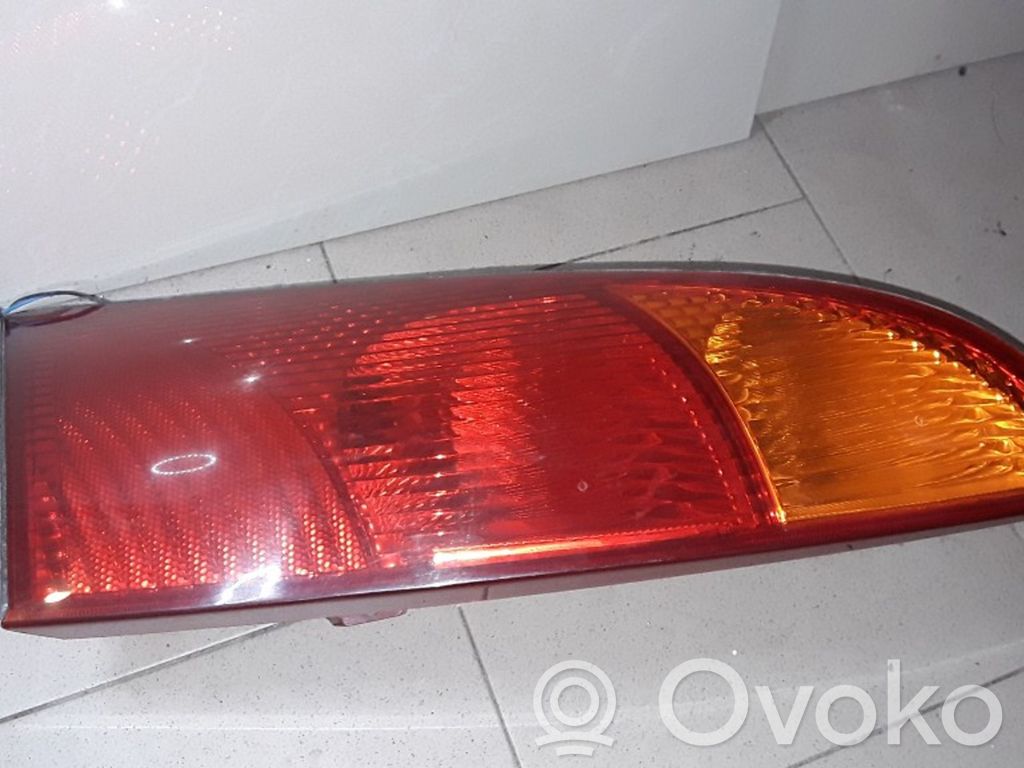 Galinis žibintas kėbule   XS4X13404A