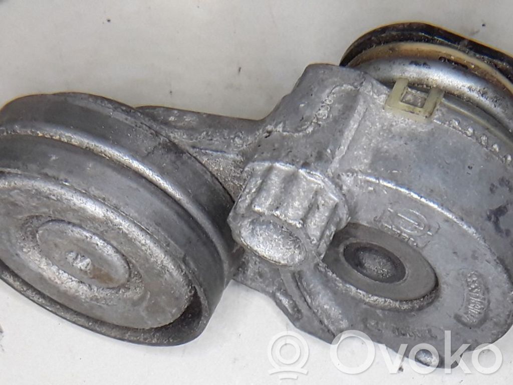 Opel Astra H Tensor de la correa del alternador 