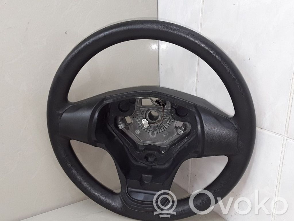 Opel Corsa D Ohjauspyörä 