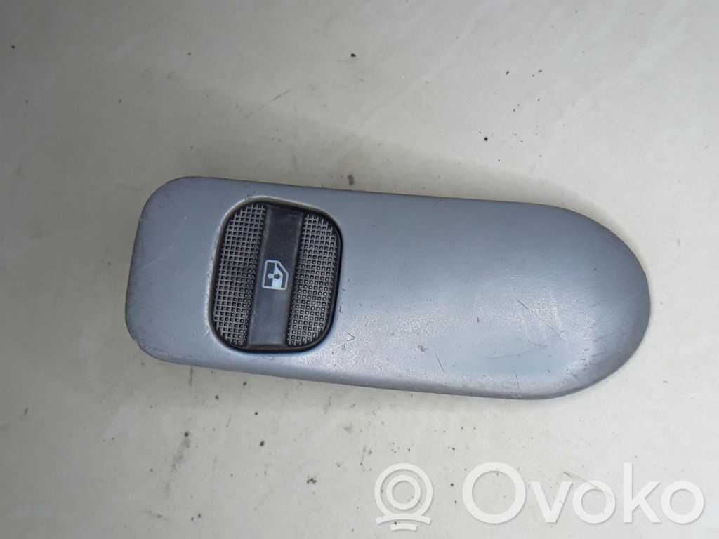 Electric window control switch   95VWA17167,7M0867255E