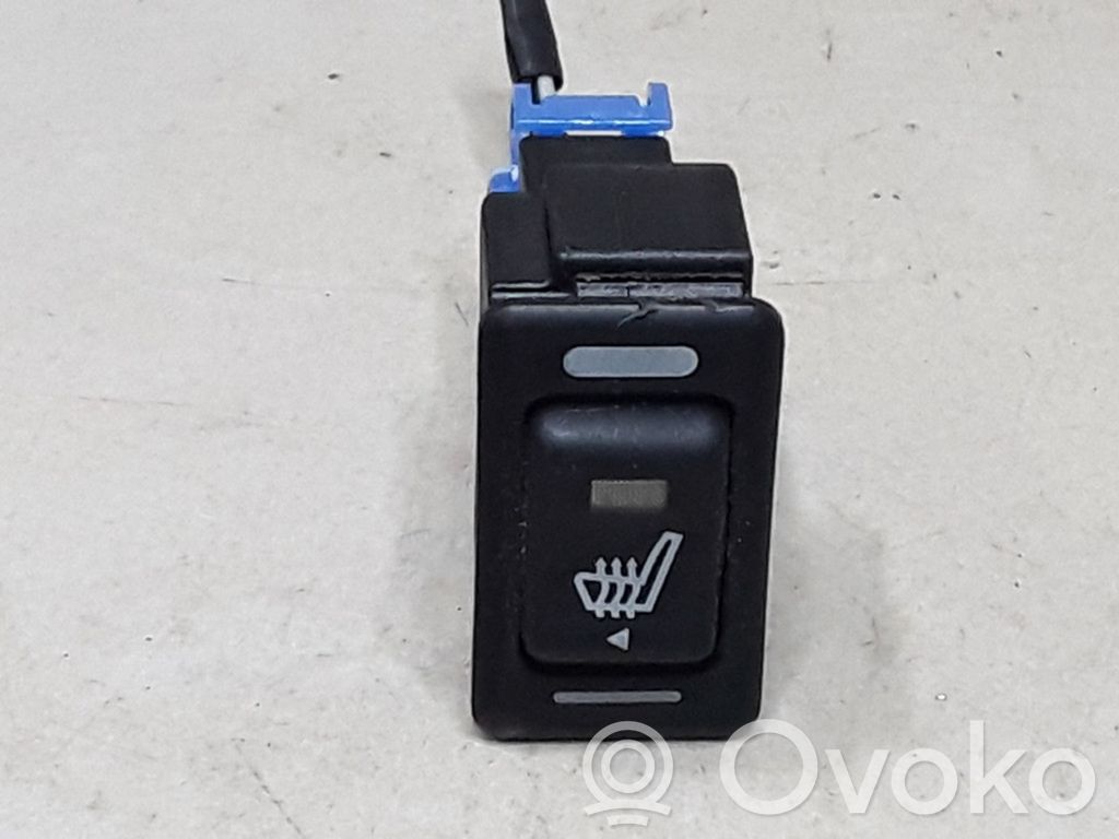 Nissan Primera Seat heating switch 