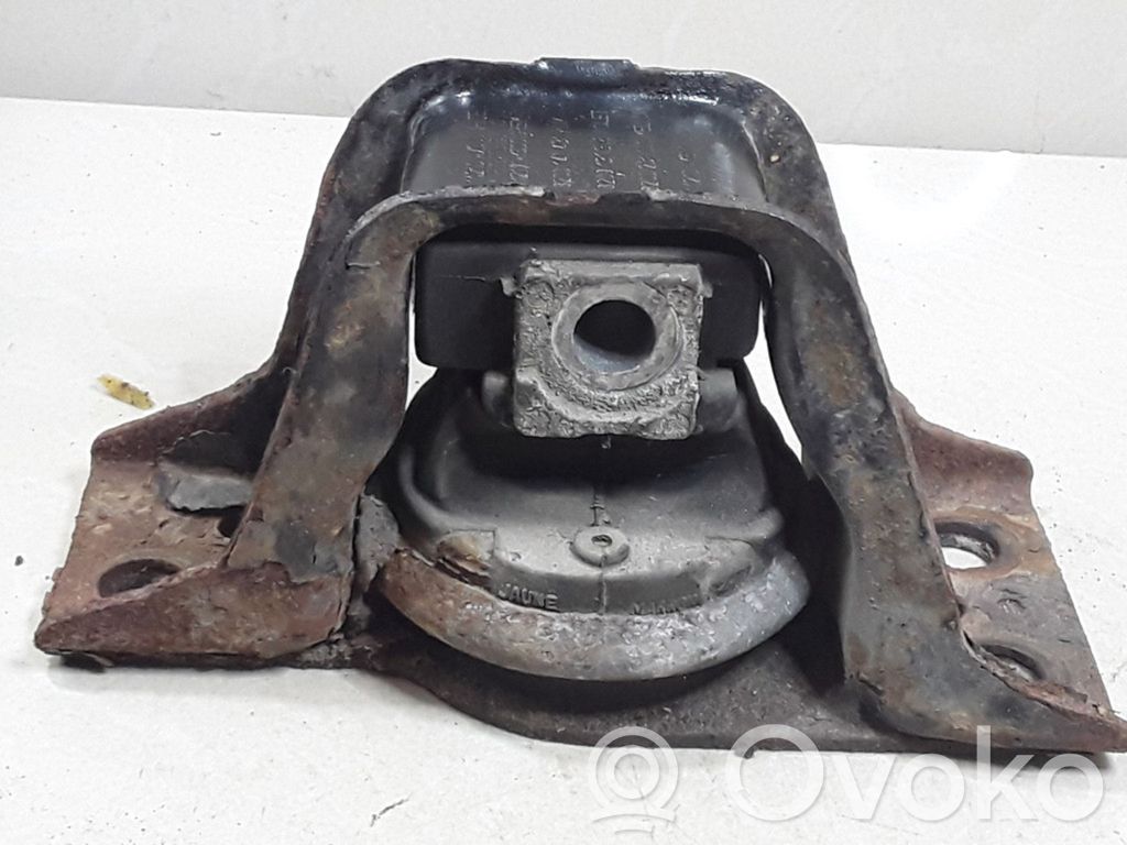 Nissan Micra Engine mount bracket 