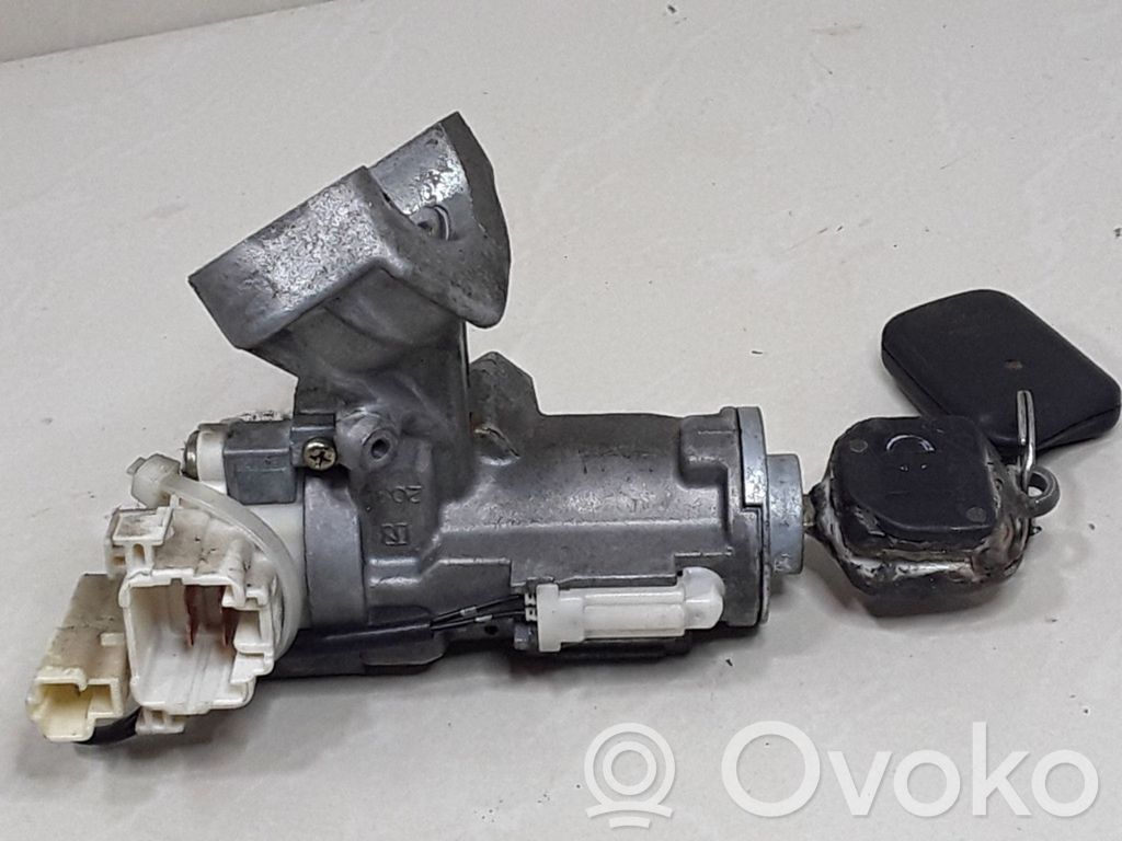 Toyota Corolla Verso E121 Ignition lock 
