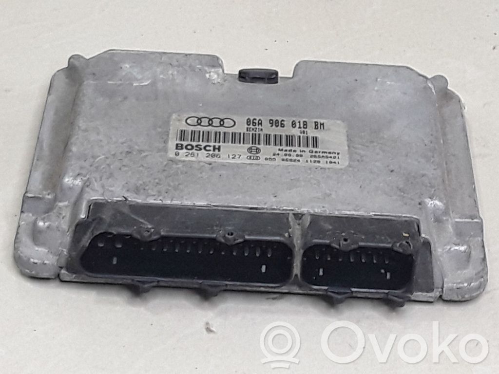 Engine control unit/module   06A906018BM,0261206127