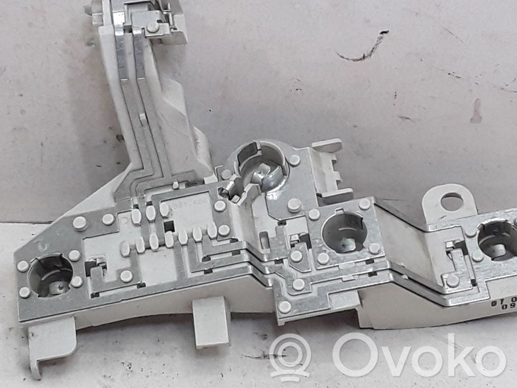 BMW 1 E81 E87 Galinio žibinto detalė 