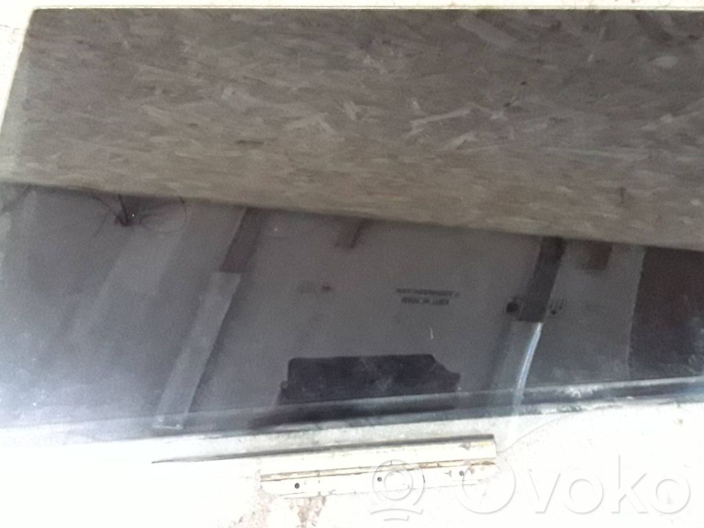 Pagrindinis galinių durų stiklas   E643R005834,NSGM3108