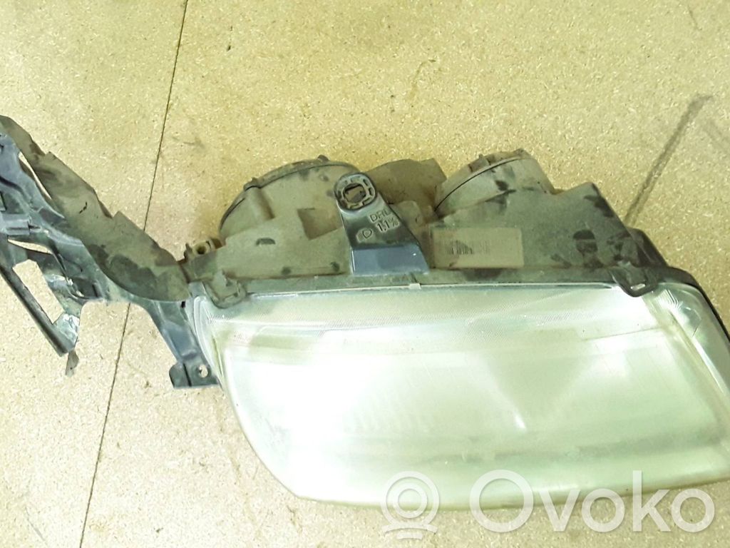 Saab 9-5 Priekinis žibintas 