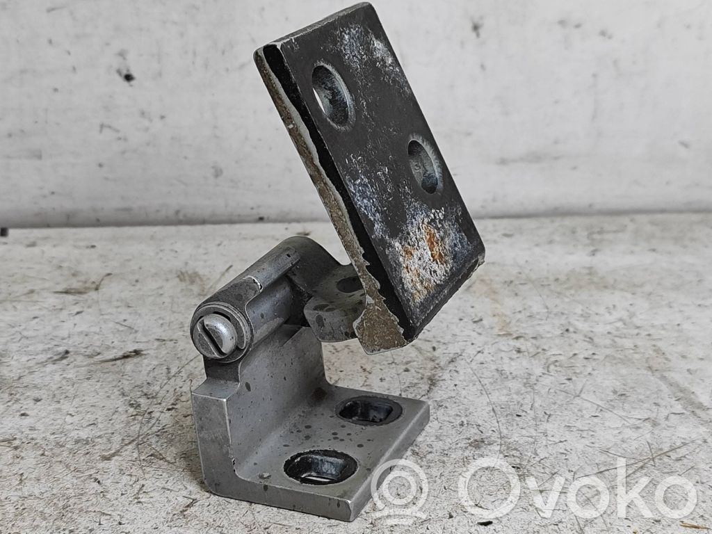 Zawias górny drzwi przednich   8265149,CSZ9,C708