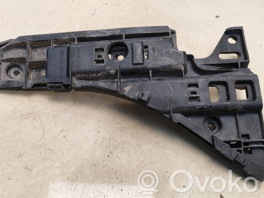Opel Vectra C Front bumper mounting bracket 