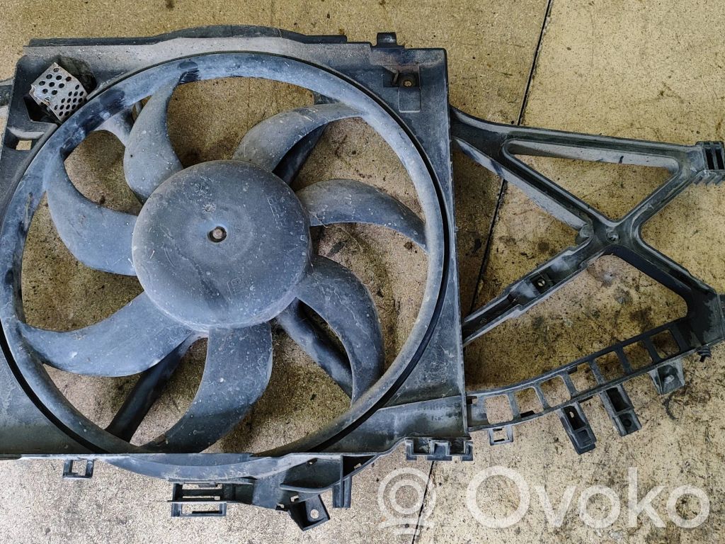 Opel Corsa C Elektryczny wentylator chłodnicy 