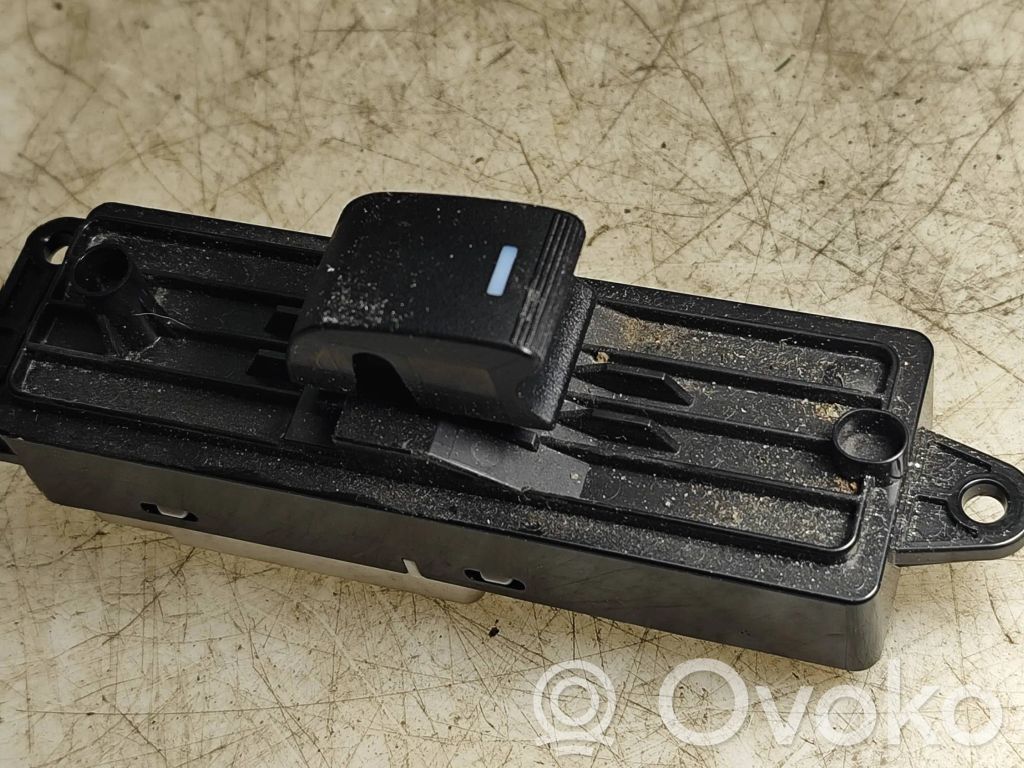 Mazda 6 Electric window control switch 