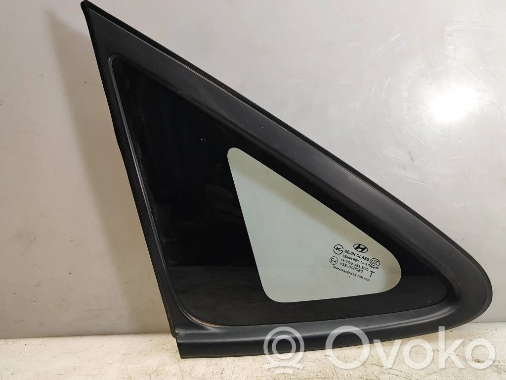 Rear side window   DOT736AS2M32,E443R000083