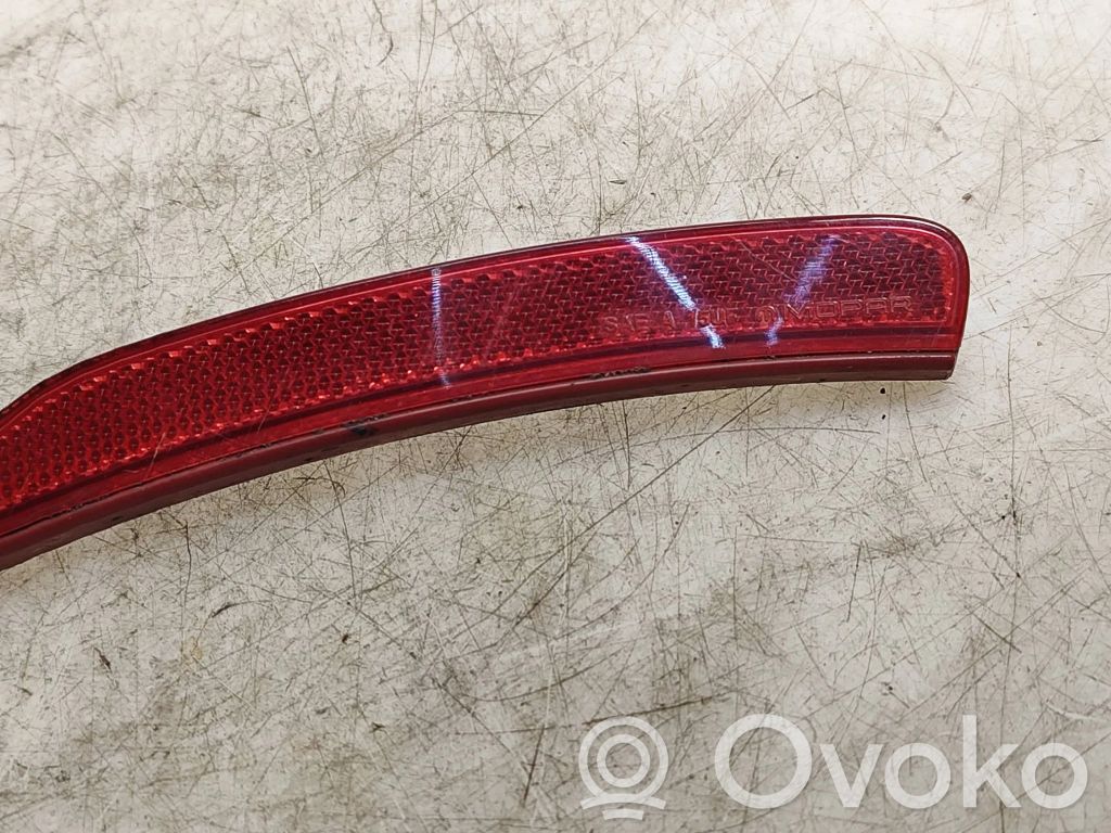 Chrysler 200 Reflector de faros/luces traseros 