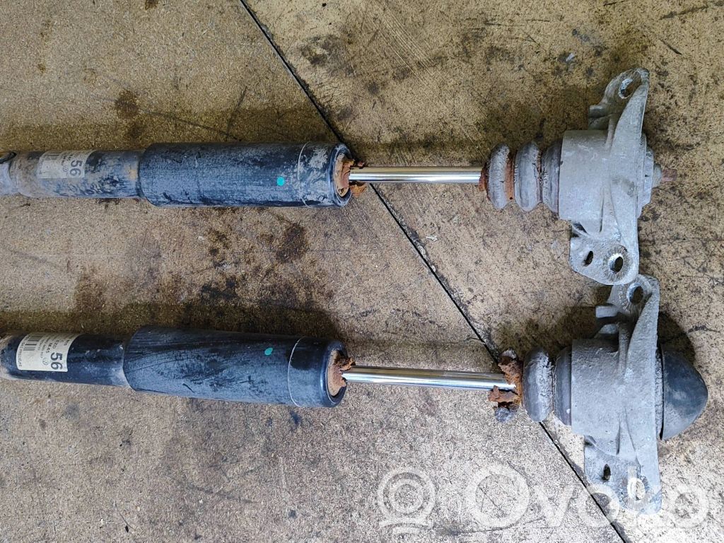 Volkswagen Eos Stoßdämpfer hinten 