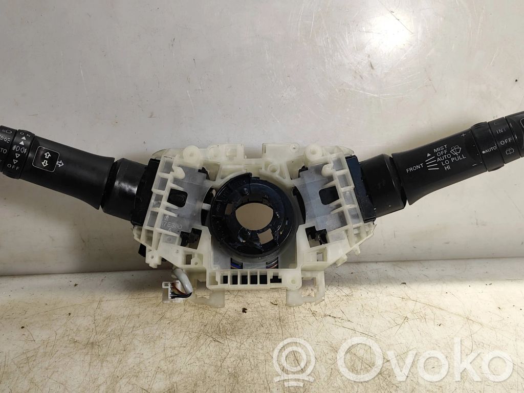 Mitsubishi Outlander Commodo, commande essuie-glace/phare 