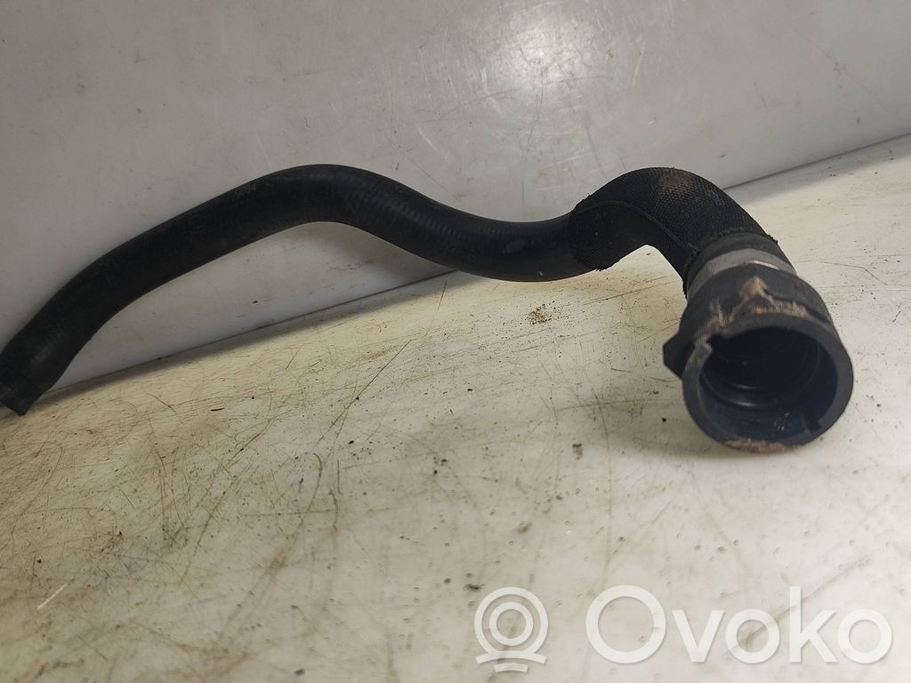 BMW 1 E81 E87 Engine coolant pipe/hose 
