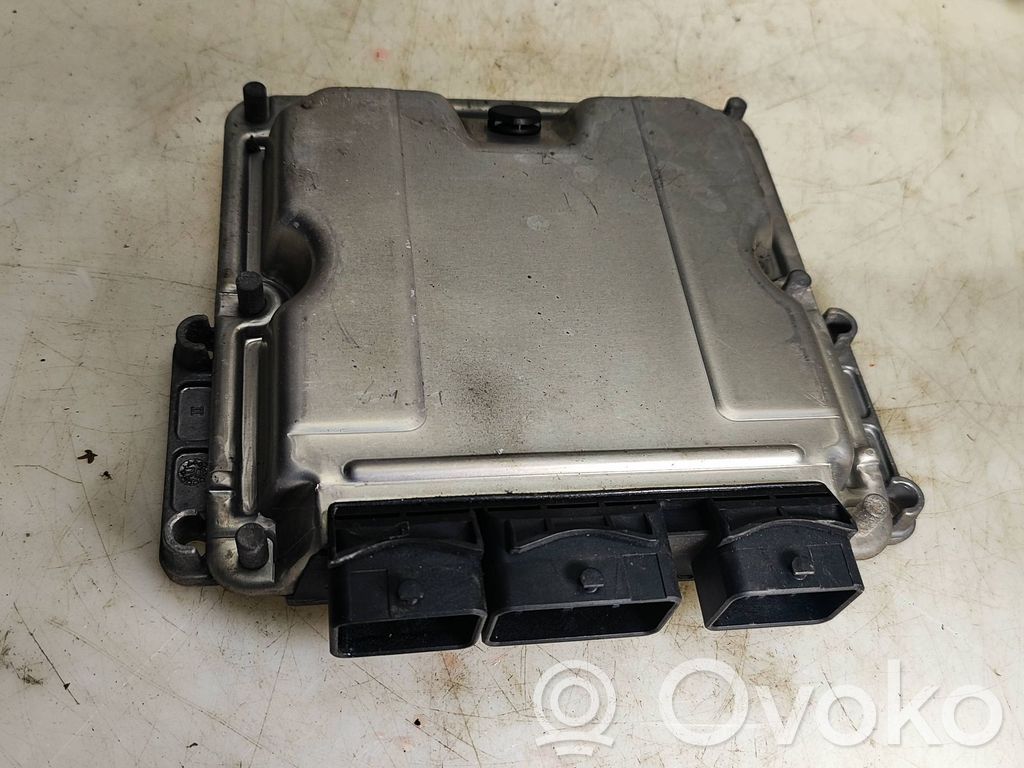 Peugeot 607 Engine control unit/module 