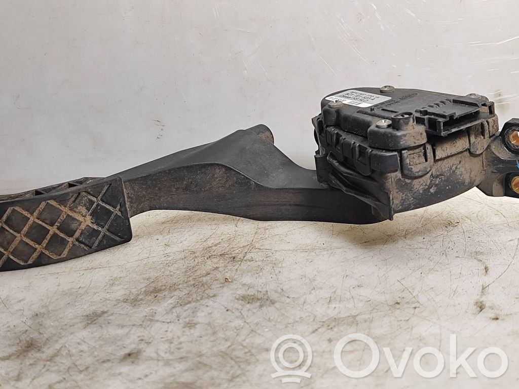 Audi A2 Akseleratora pedālis 