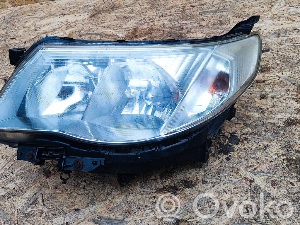 Subaru Forester SH Headlight/headlamp 