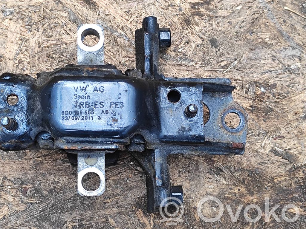 Engine mount bracket   6Q0199555,23092011