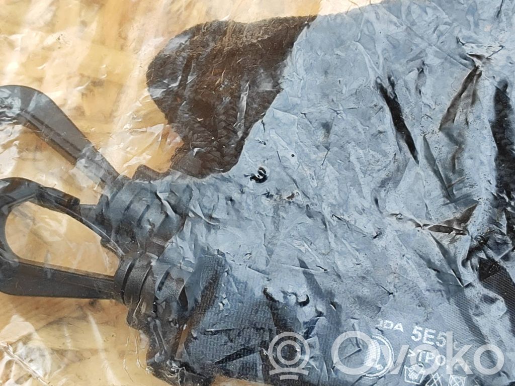 Siatka bagażnika   5E5867689,5E5867689B