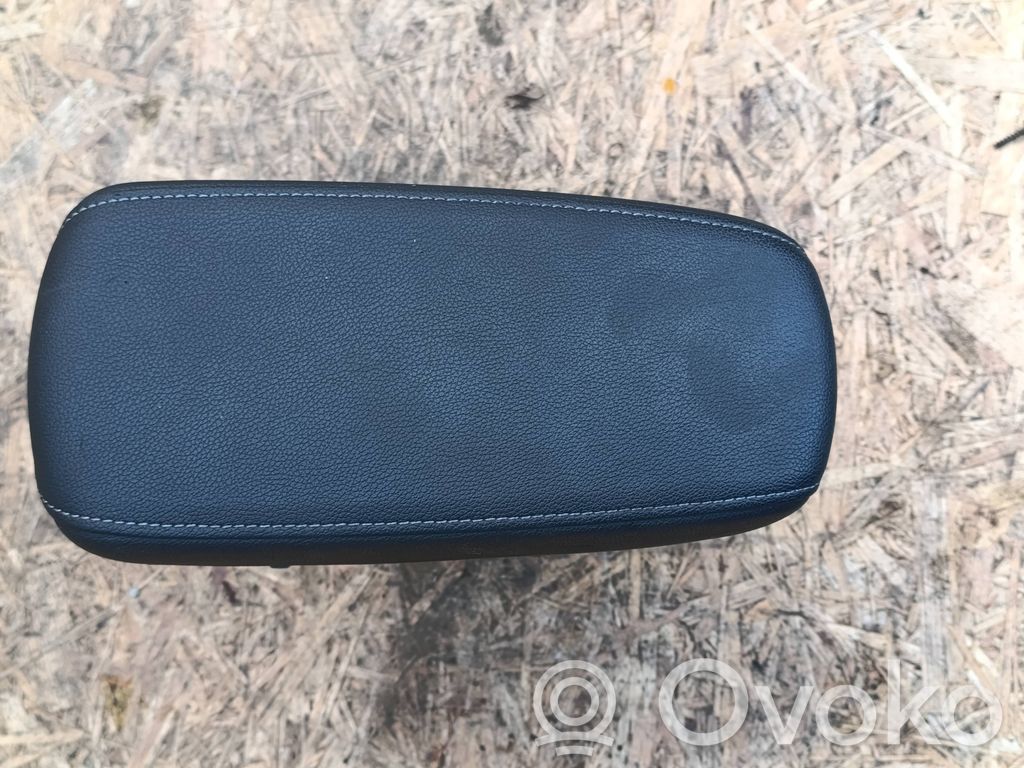 Opel Corsa F Reposabrazos 