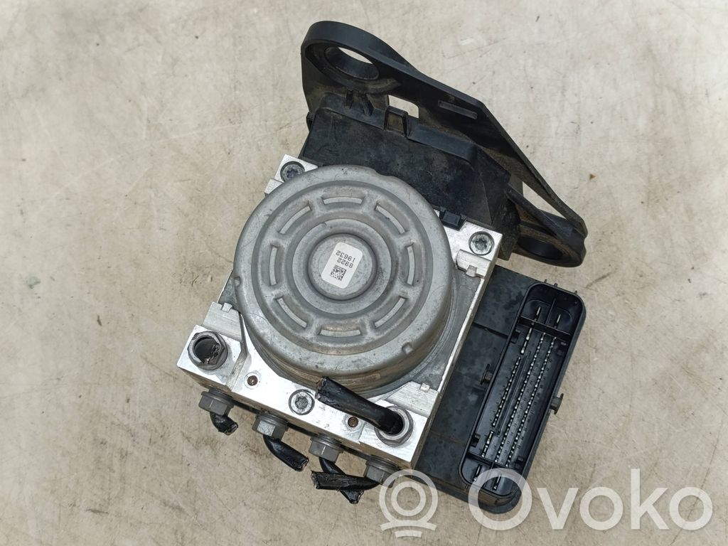 Audi A3 8Y Bomba de ABS 