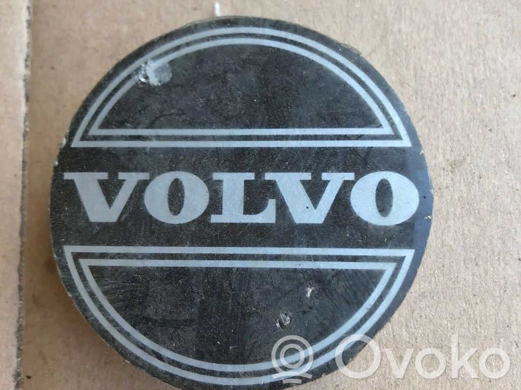 Volvo S70  V70  V70 XC Rūpnīcas varianta diska centra vāciņš (-i) 