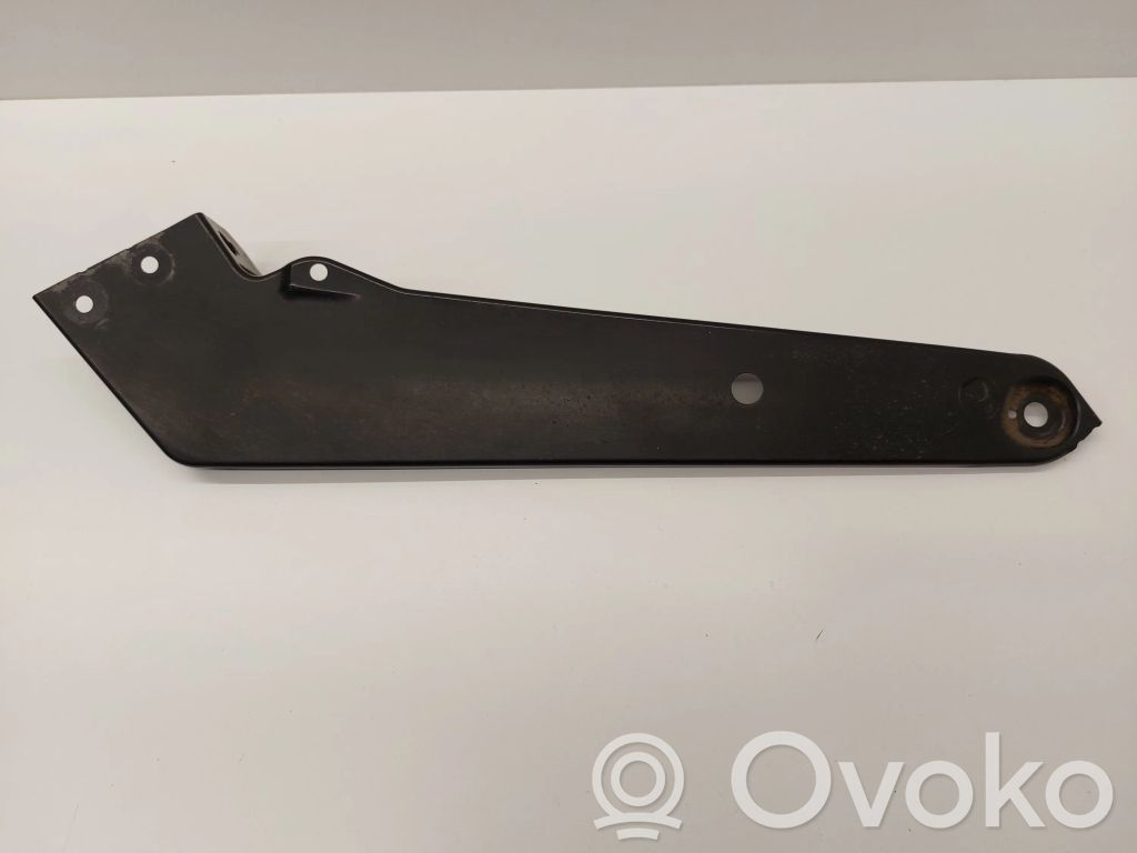 Volkswagen PASSAT B8 Panel mocowania chłodnicy 