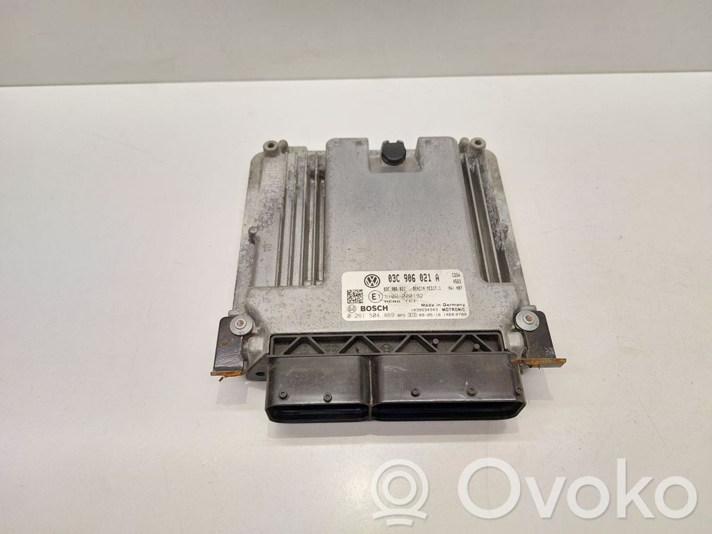 Volkswagen PASSAT B6 Engine control unit/module 