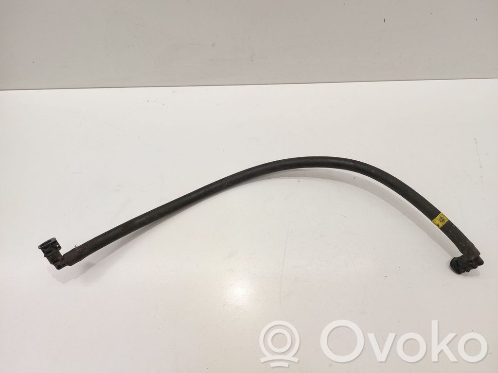 Volkswagen PASSAT B6 Wąż / Przewód spryskiwacza lampy przedniej 