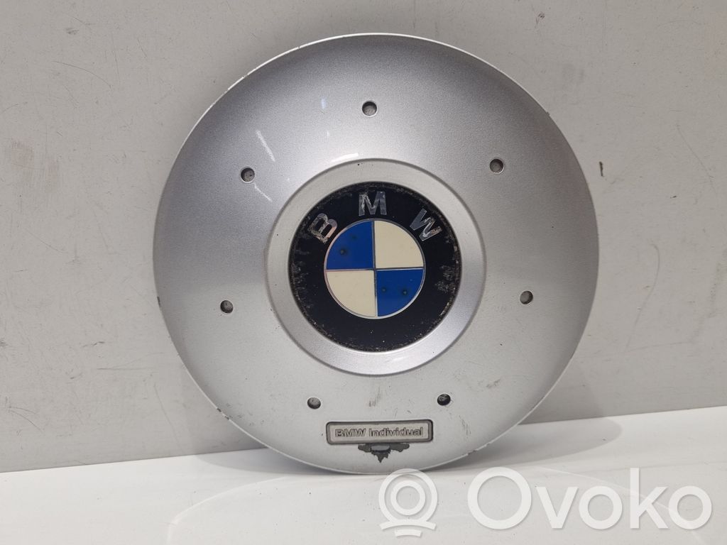 BMW 5 E39 Wheel nut cap/cover 