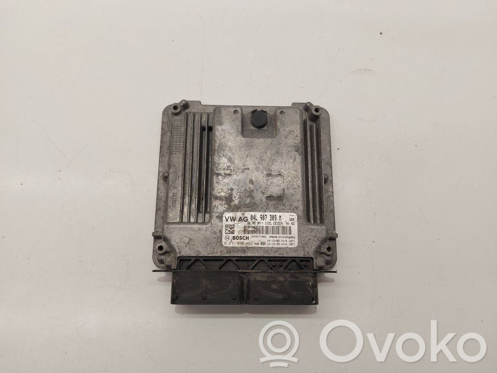 Volkswagen PASSAT B8 Engine control unit/module 