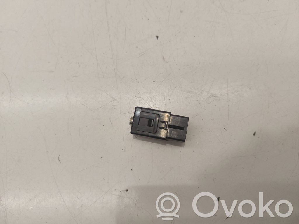 Skoda Octavia Mk3 (5E) Conector priză AUX 