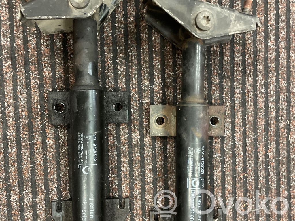 Front bumper mounting bracket   8138529,0230014C,5118138529
