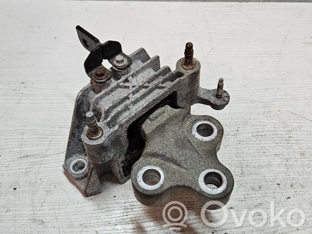 Gearbox mount   68224742AD