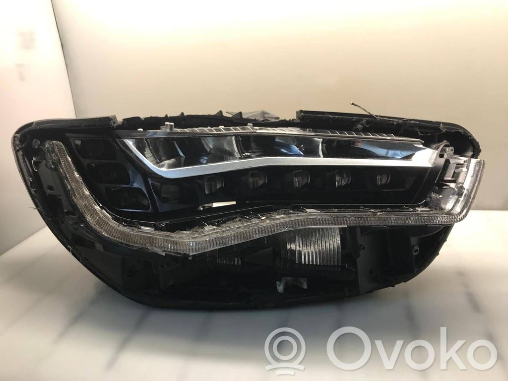 Audi A6 S6 C7 4G Lampa przednia 