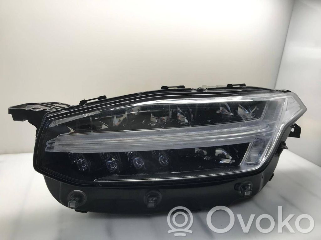 Volvo XC90 Scheinwerfer 