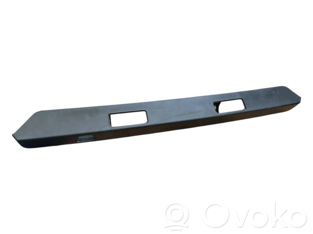 Osłona pasa bagażnika   7C0827329A