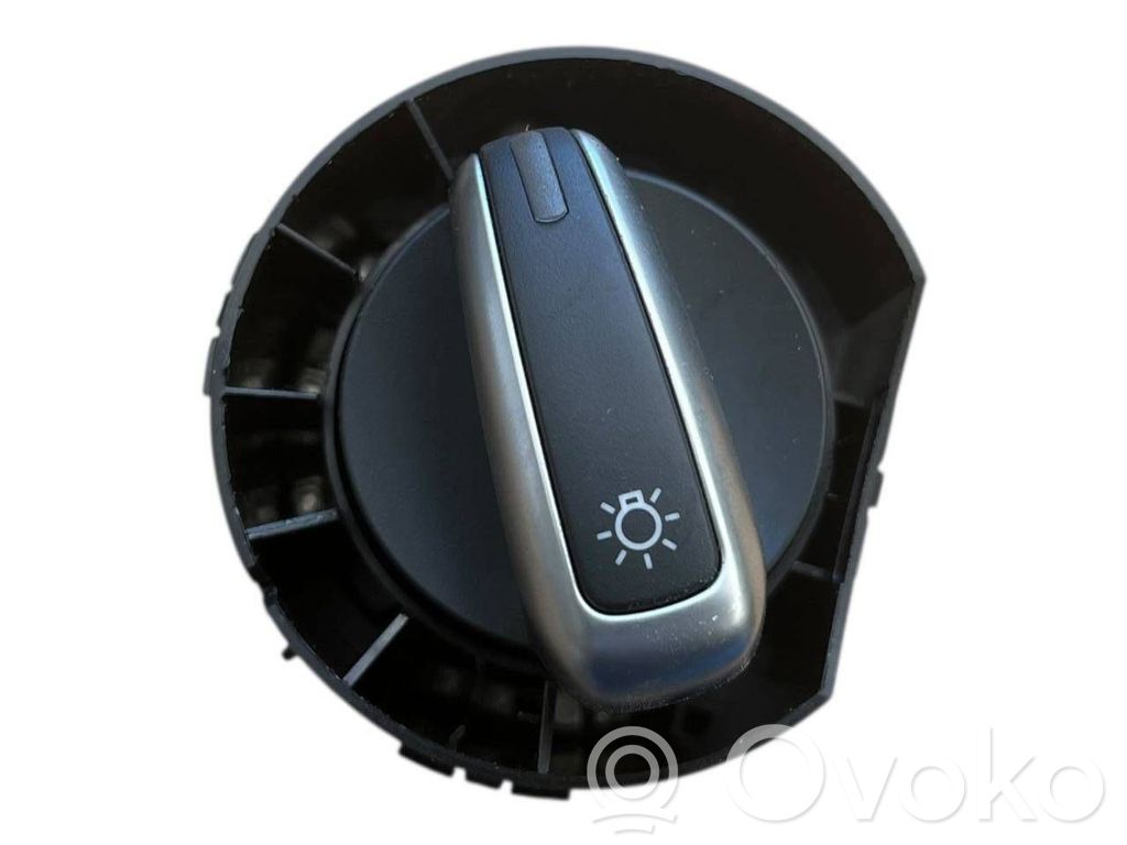 Audi Q3 8U Przełącznik świateł 