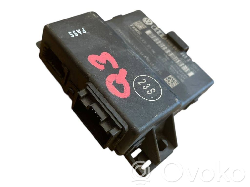 Audi Q3 8U Gateway control module 