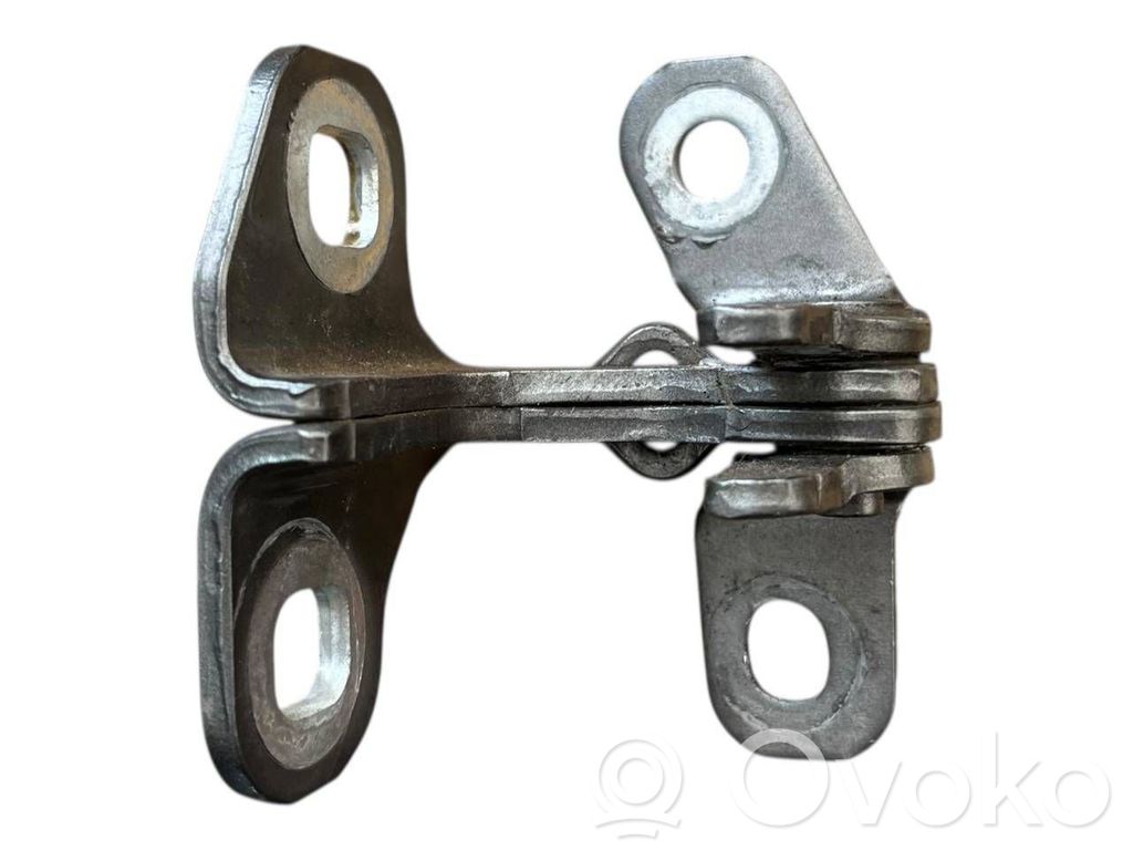 Front door upper hinge   E280,E281