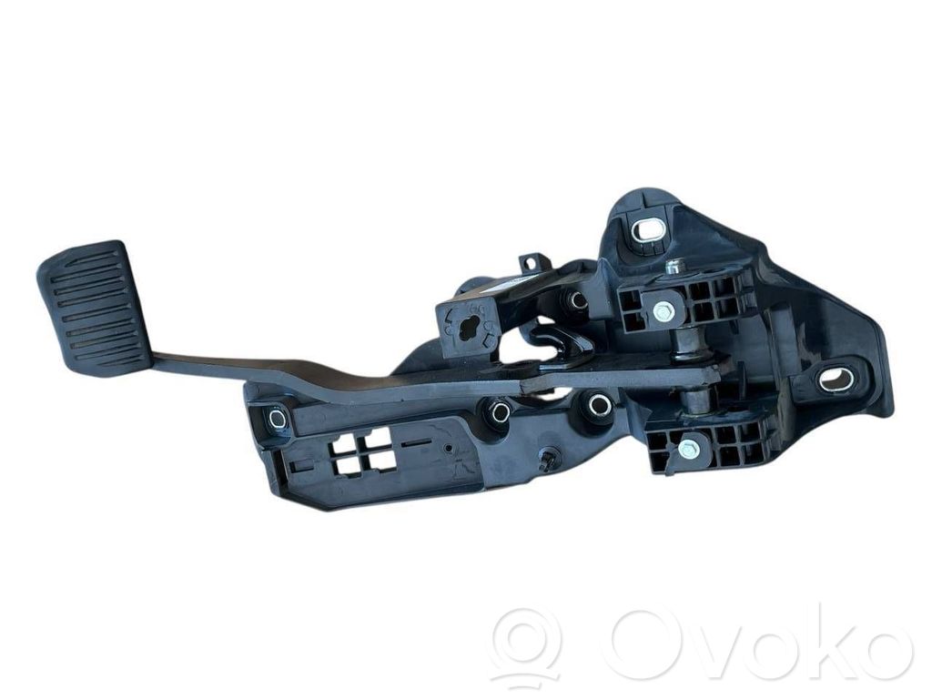 Stabdžių pedalas   E1GC9F856MF