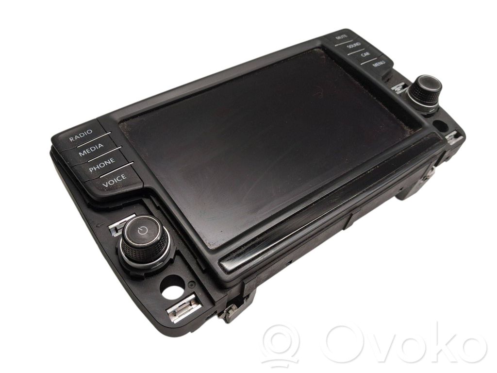 Volkswagen Crafter Radio/CD/DVD/GPS head unit 