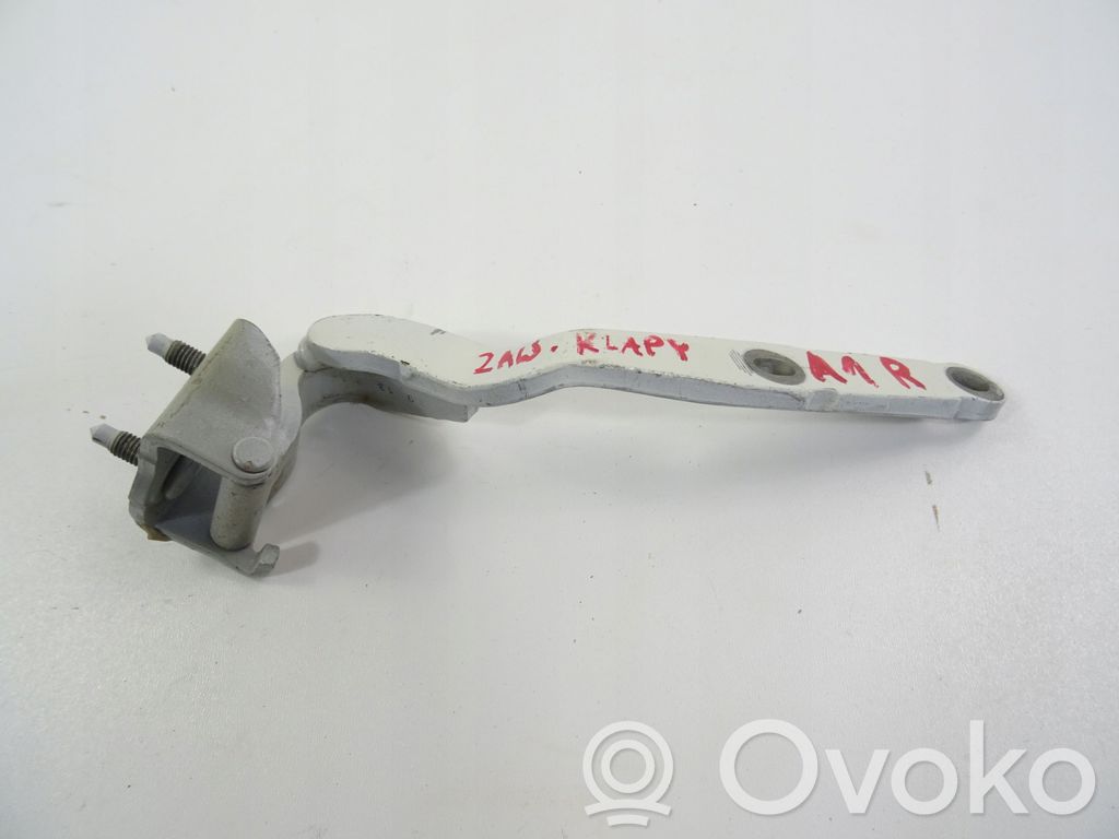 Audi A1 Tailgate/trunk/boot hinge 