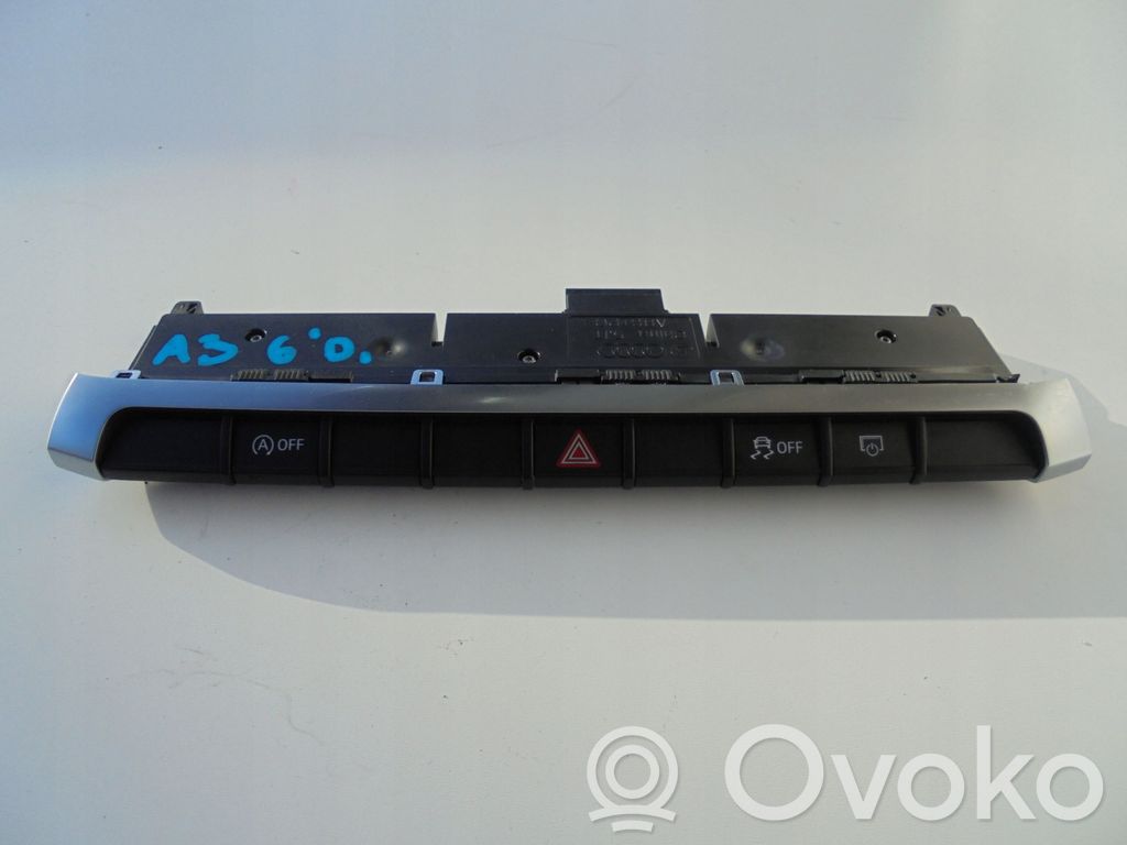 Hazard light switch   8V0925301CD