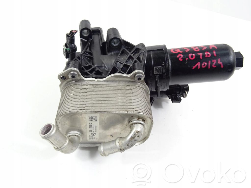 Audi Q3 F3 Mocowanie / uchwyt filtra oleju 
