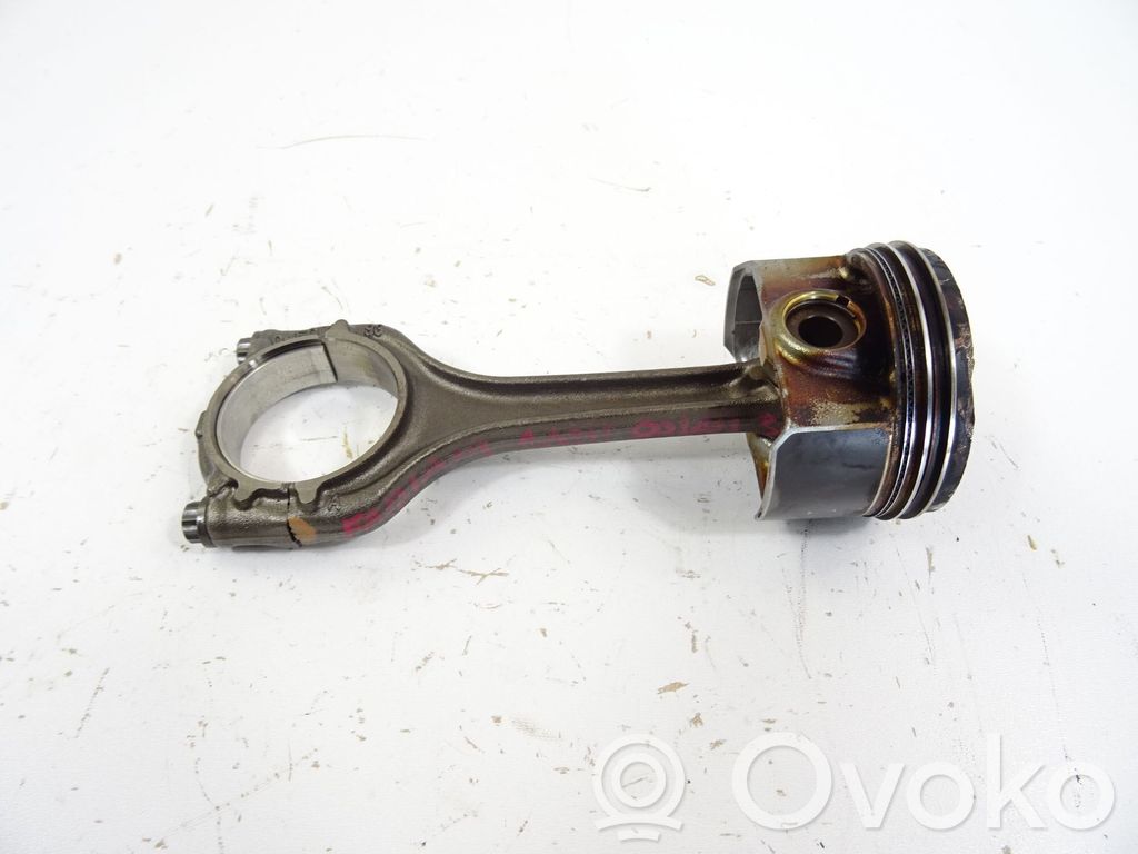Skoda Fabia Mk3 (NJ) Piston avec bielle 