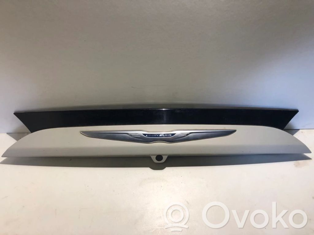 Chrysler Pacifica Éclairage de plaque d'immatriculation 